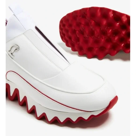 Christian Louboutin - Picture 2 of 12